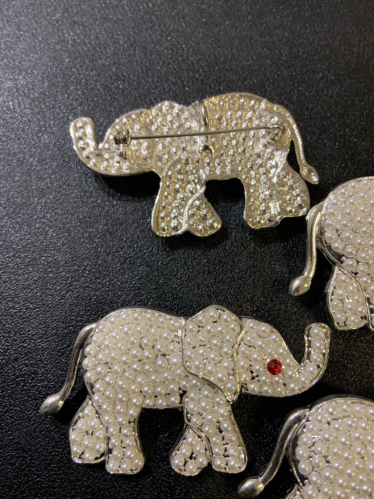 Elephant Brooch/Pin